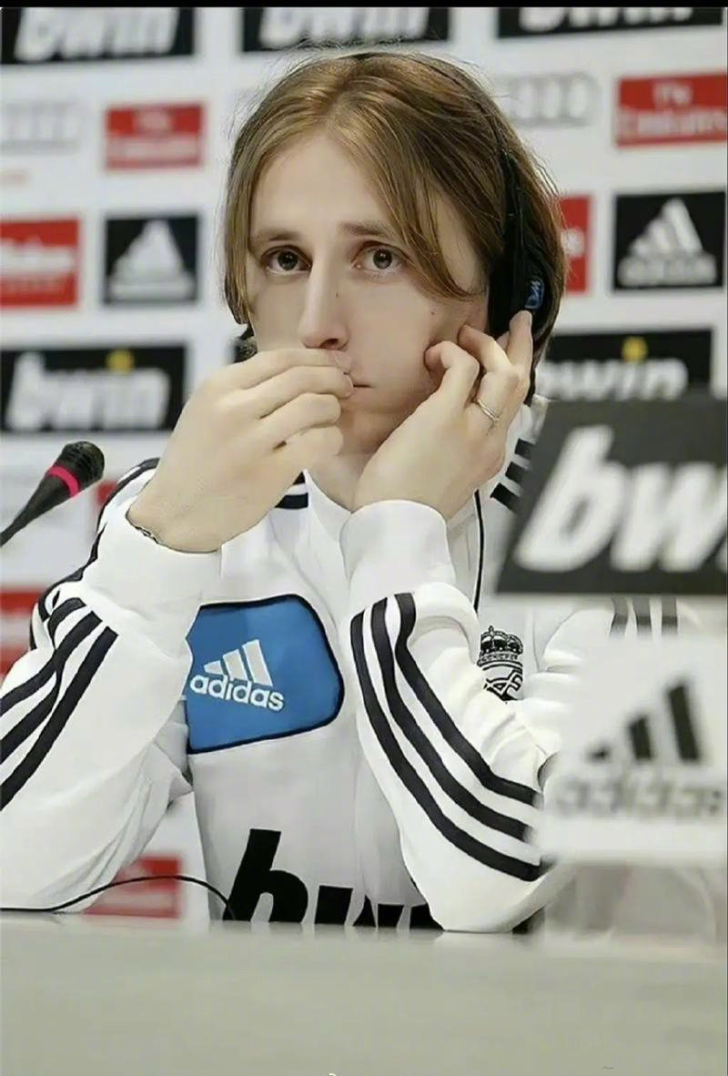 富勒姆主帅：执教球队200场不容易，球队正在为冬窗做准备