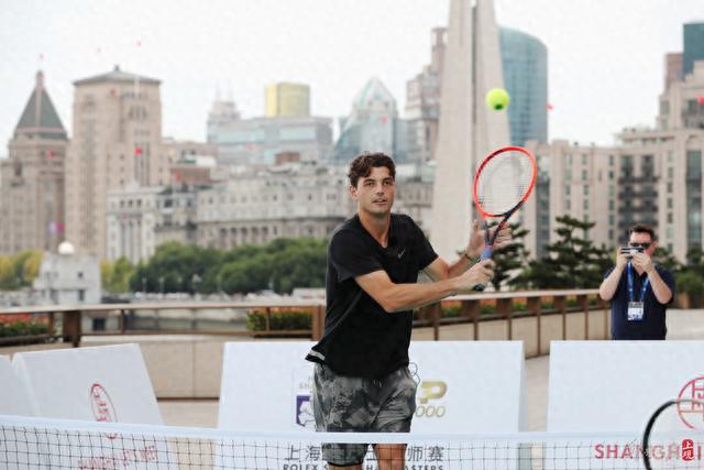 开对手的防 开对手的防